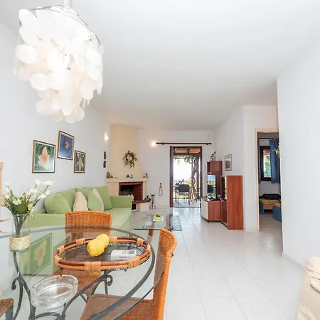 Holiday home Captain's Sea Mola Kalyva