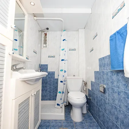 Holiday home Captain's Sea Mola Kalyva