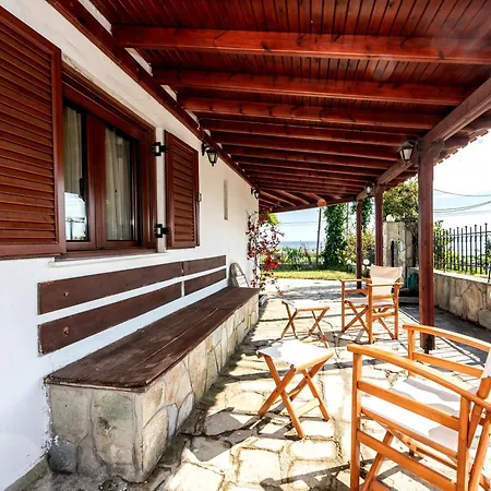 Holiday home Captain's Sea Mola Kalyva