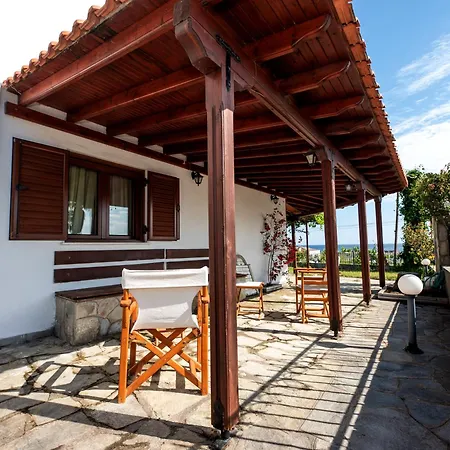 Holiday home Captain's Sea Mola Kalyva